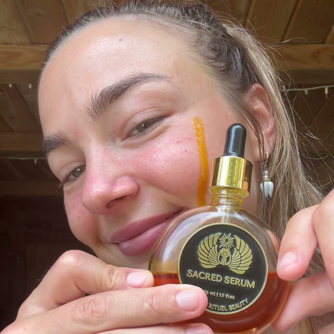 5 reasons people whose skin reacts to everything keep reaching for a whole-plant extraction oil